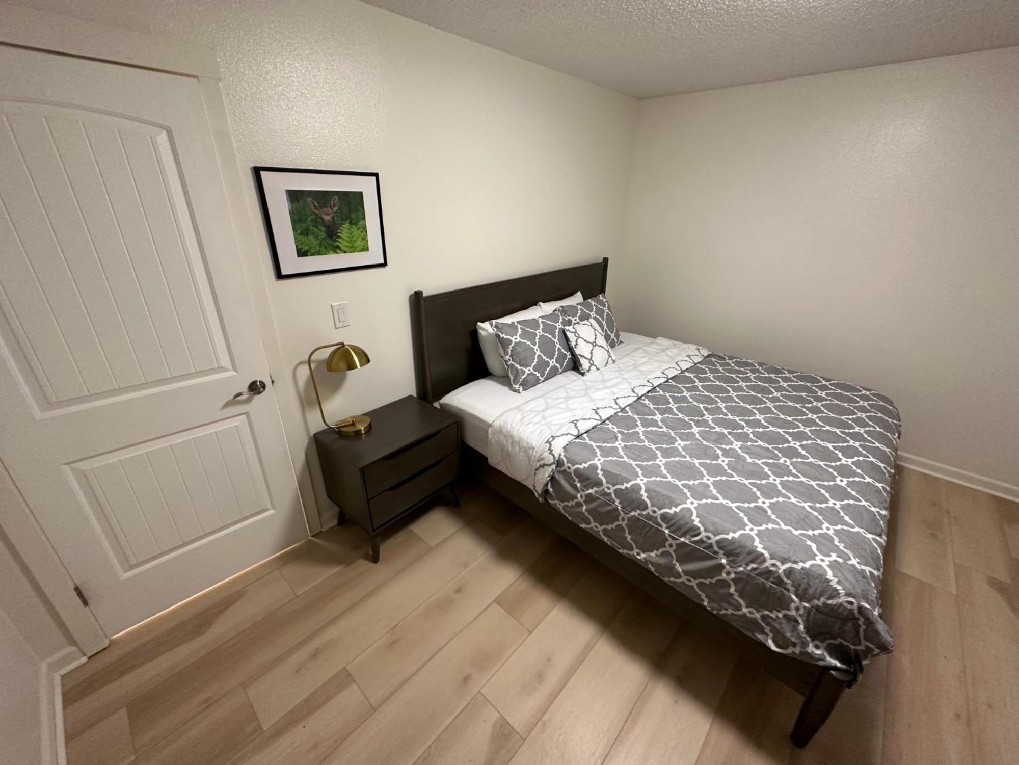 Stay Anchorage! Furnished Two Bedroom Apartments With High Speed Wifi Chambre photo